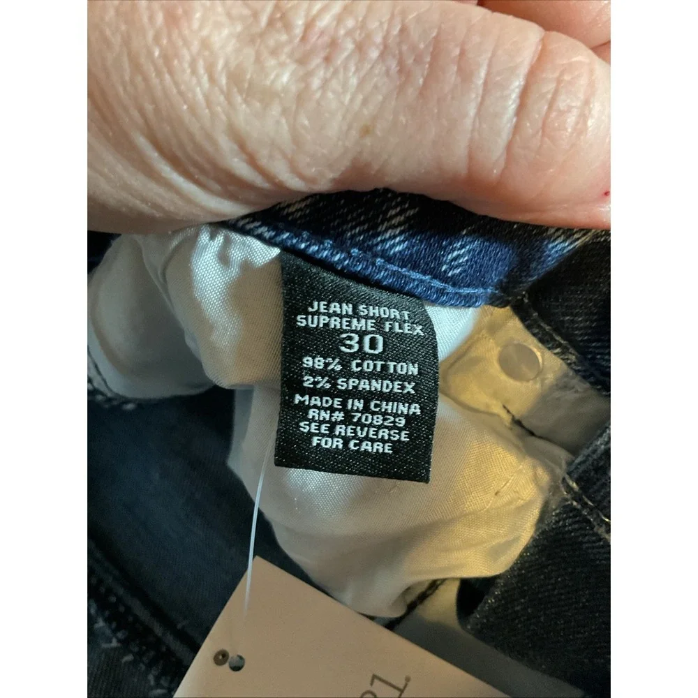 Rue 21 Premium Denim Mens Jean Shorts Patchwork Supreme Flex Graffiti Size 30 - Picture 6 of 7